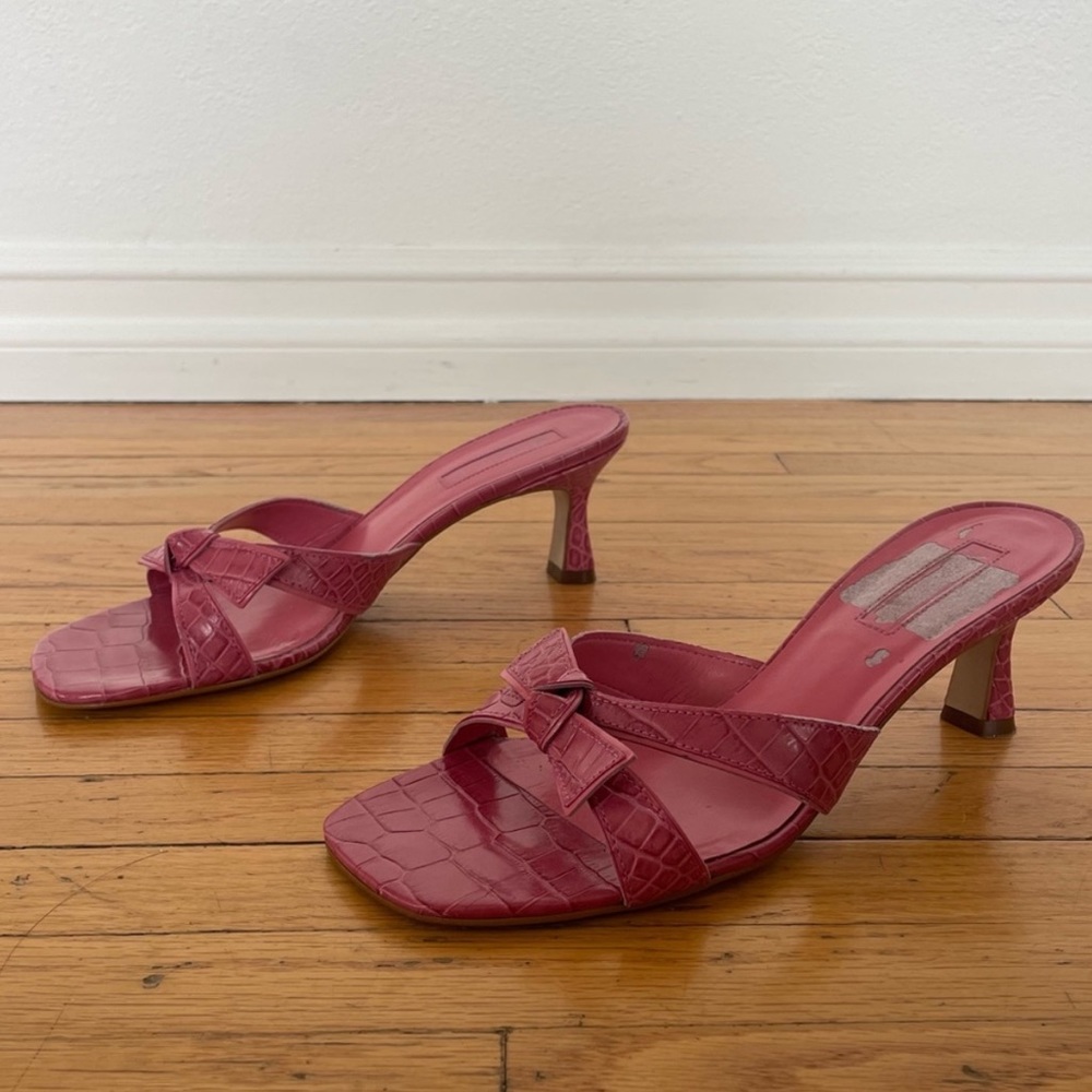 Crocodile print bow sandals